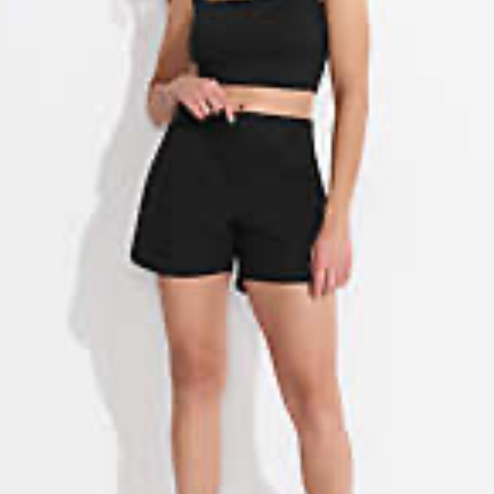 Lands’ End 5” Black Board Shorts with Fitted Waistband